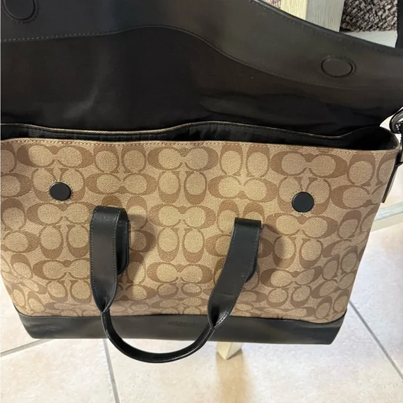 Coach Tan and Black Signature Laptop Bag - Picture 2 of 6